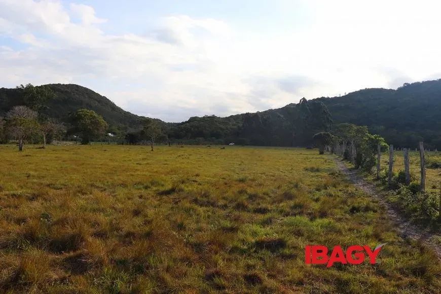 Oportunidade! Terreno em Sambaqui - Florianópolis - Foto 2