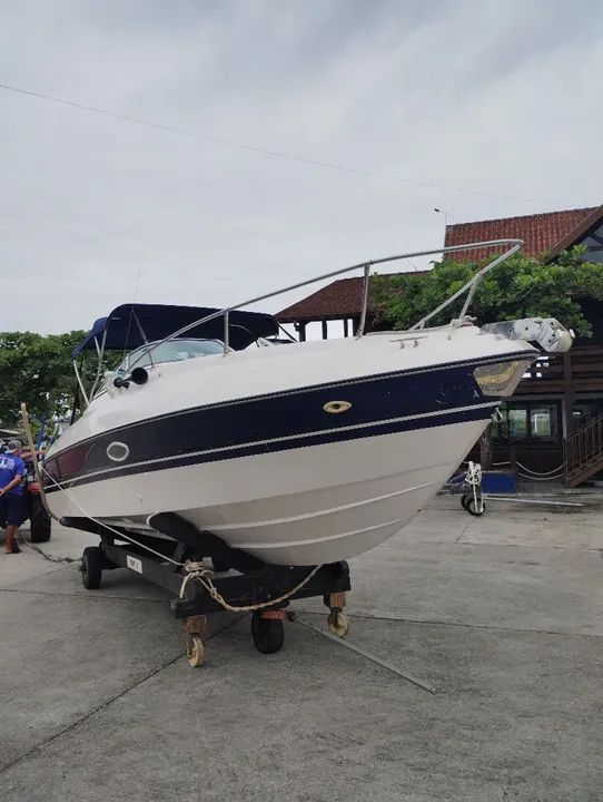 Lancha Phantom 240 Cabinada Motor Evinrude 225HP 2000 - Foto 2