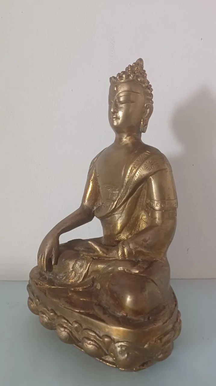 Escultura de bronze - Buda - 26 x 19 x 10 cm - Foto 3
