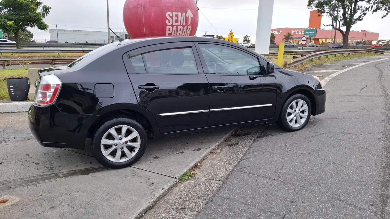 Sentra 2011 carro super conservado de garagem
