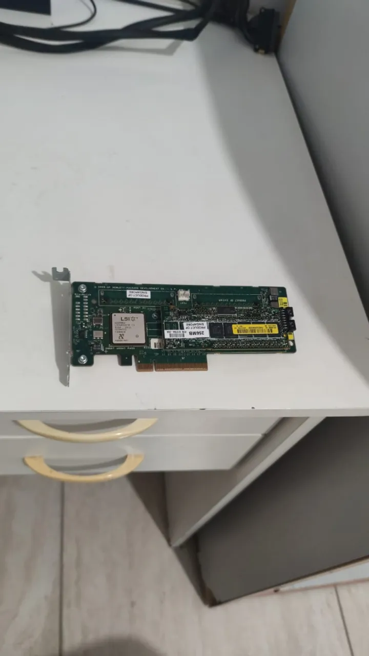 Placa Controladora RAID HP Smart Array P400 256MB 013159-001 012764-004