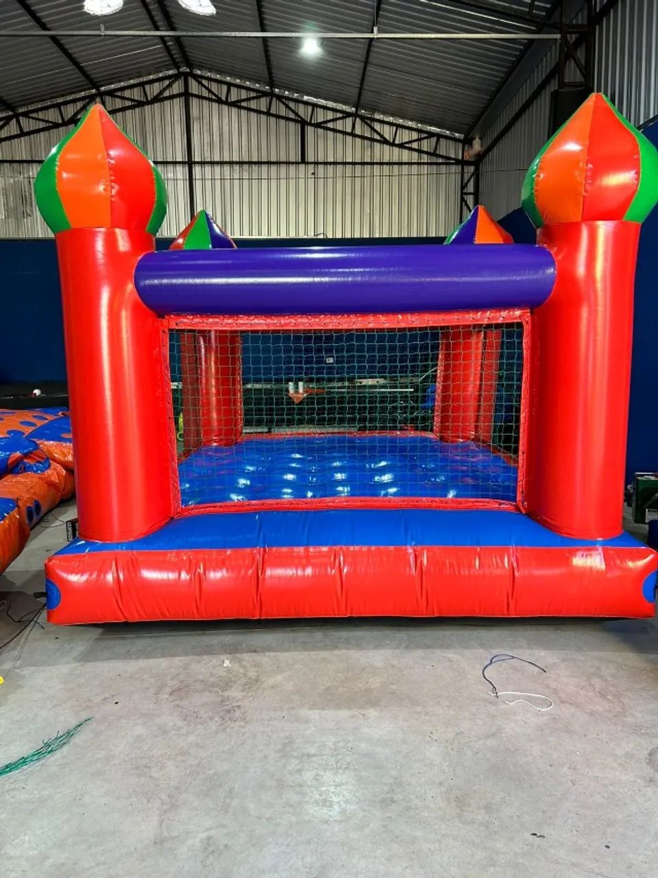 Brinquedos inflaveis  (aluguel e venda) em até 12x 