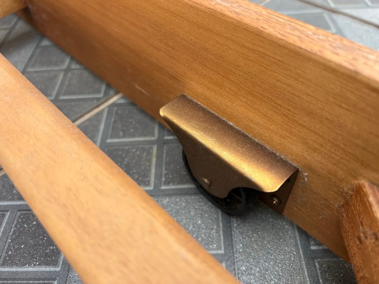 Cama auxiliar com rodízios - Foto 5