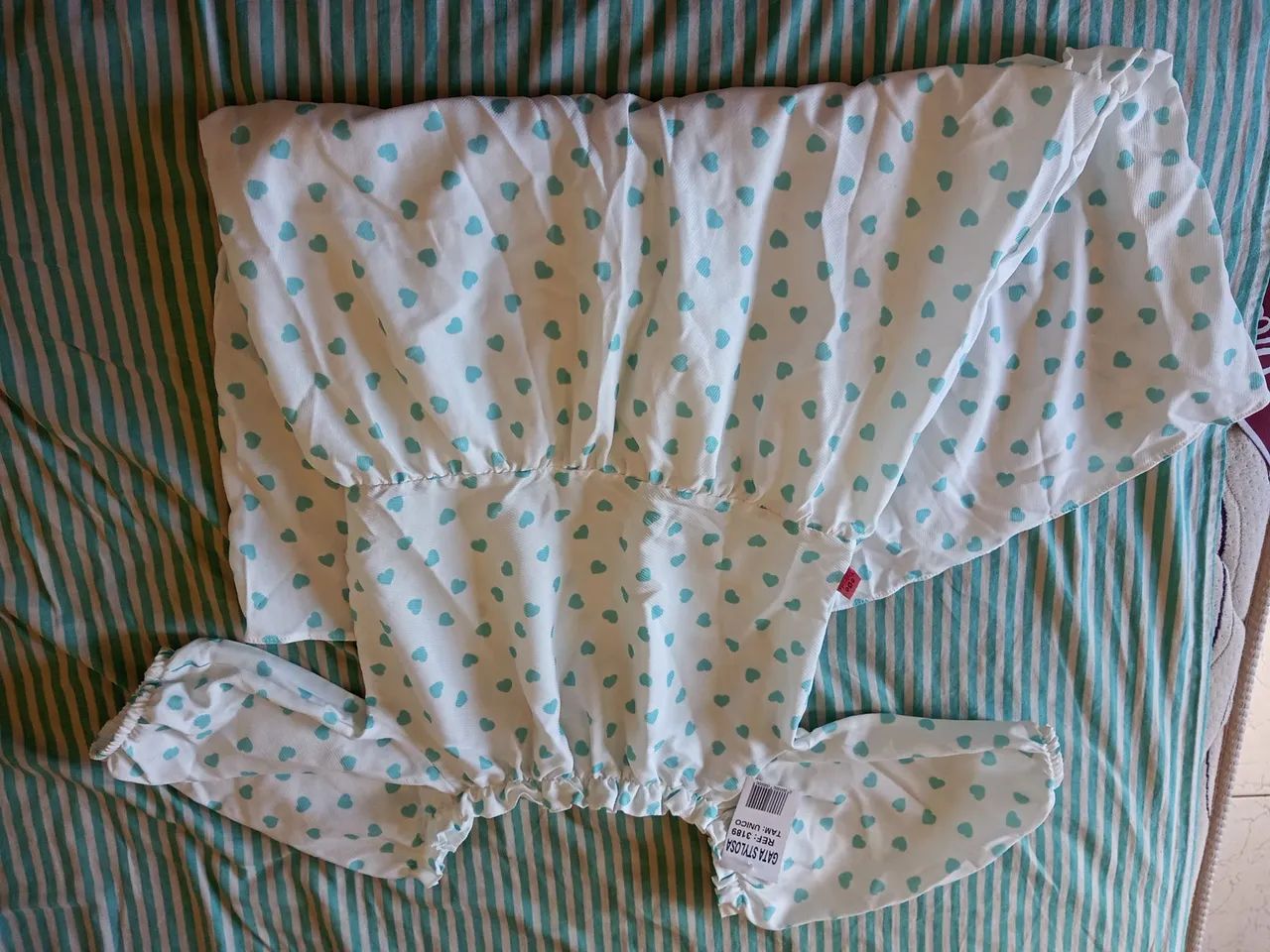 Vestido branco com coração azul - Foto 2