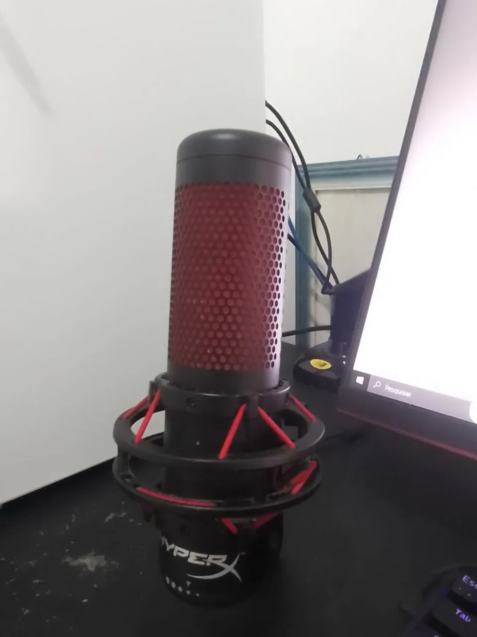 Microfone HyperX QuadCast S - Qualidade Profissional