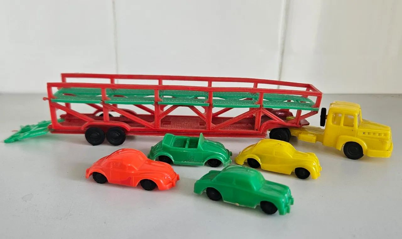 Antigo Caminhao Cegonha em Plastico - Foto 2