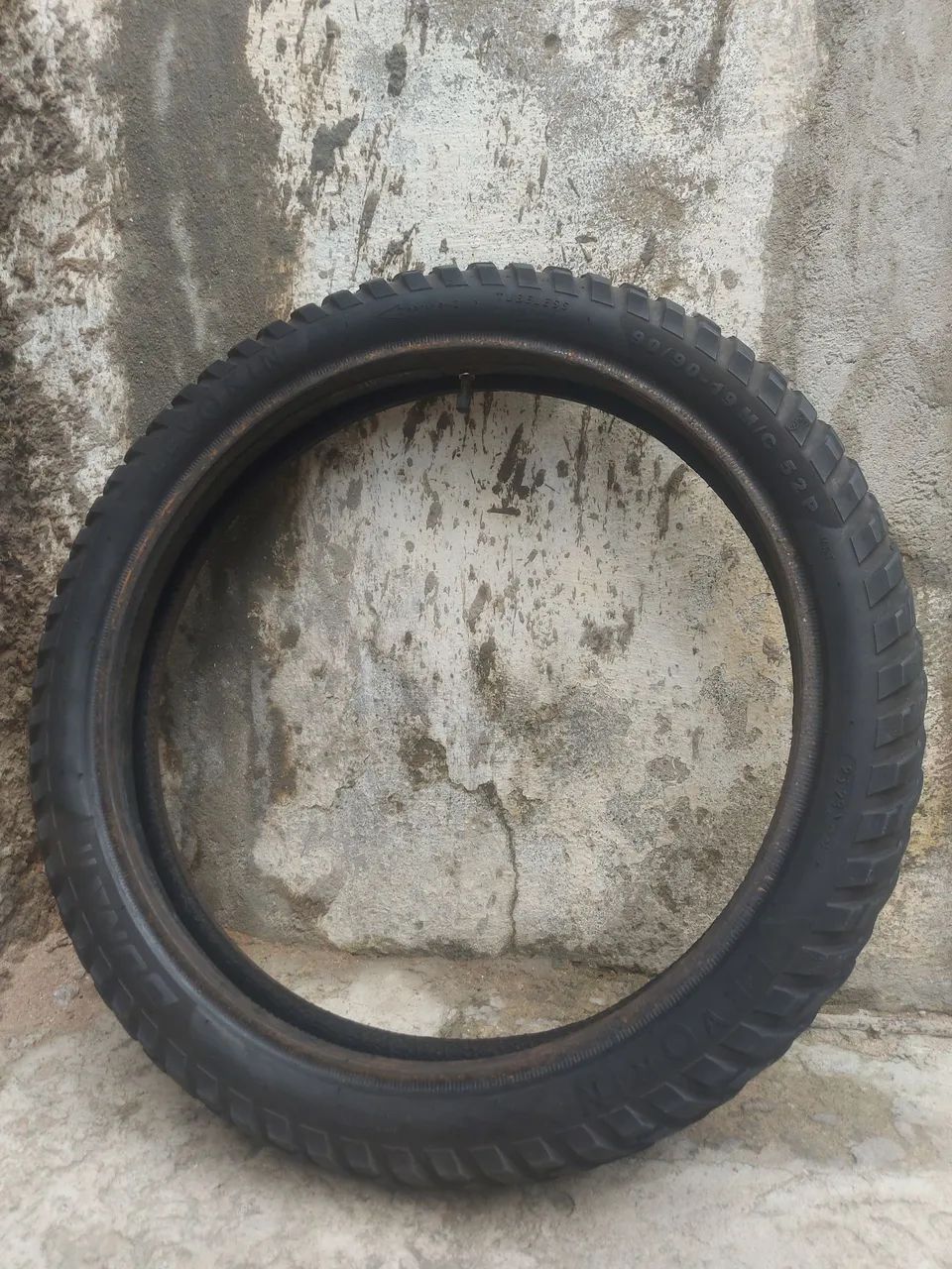Par de Pneus meia vida 90/90-19 e 110/90-17 - Foto 4