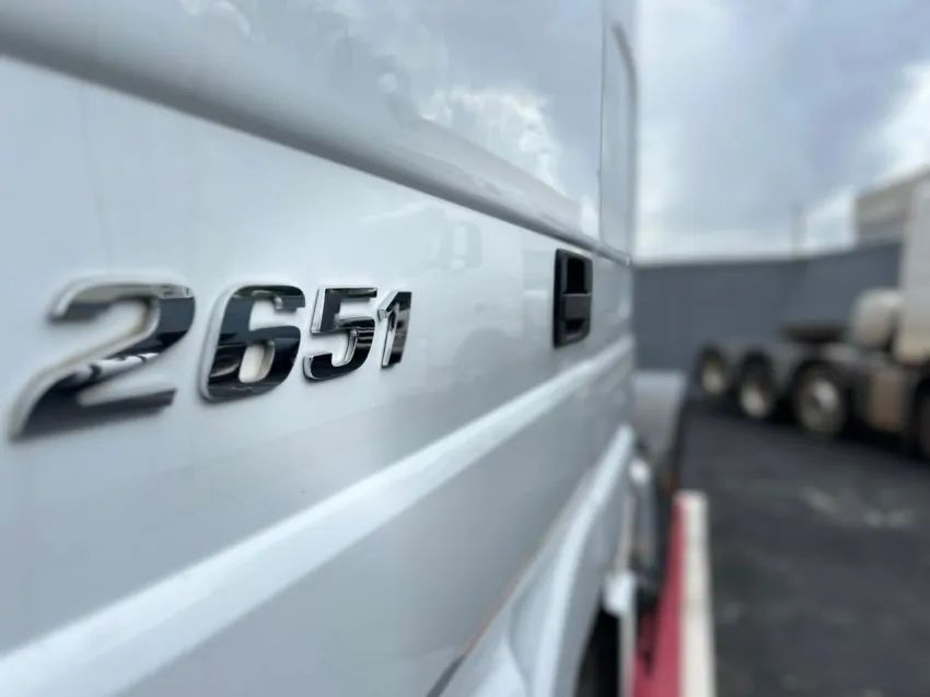 Mercedes-Benz Actros 2651 6x4. - Foto 5