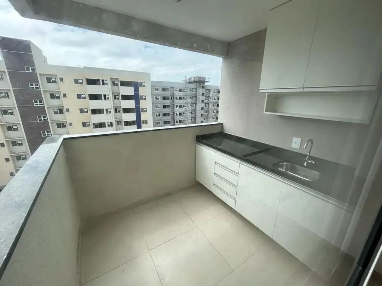 Imóvel para aluguel possui 62 metros quadrados com 2 quartos em Aruana - Aracaju - SE - Foto 5