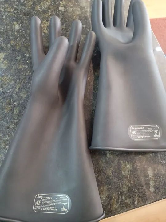 Luvas de Segurança -  ASTM D-120/ABNT - 7500V - Foto 3