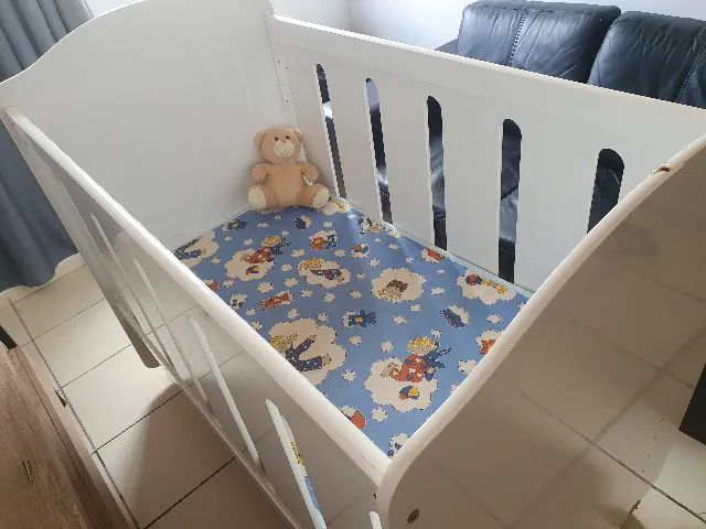BERÇO ENTREGO COM COLCHÃO TUDO NOVINHO SO 200 - Foto 5