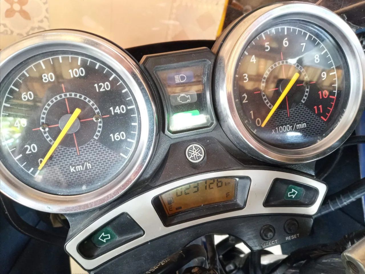 Yamaha fazer 250 ano 2007 com carenagem  - Foto 4