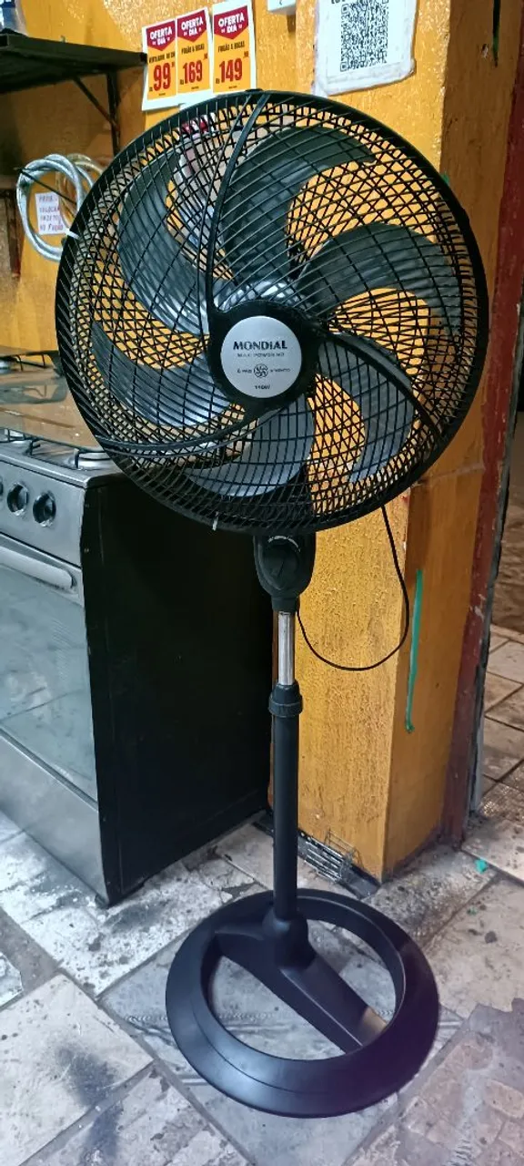 Ventilador de coluna Mondial