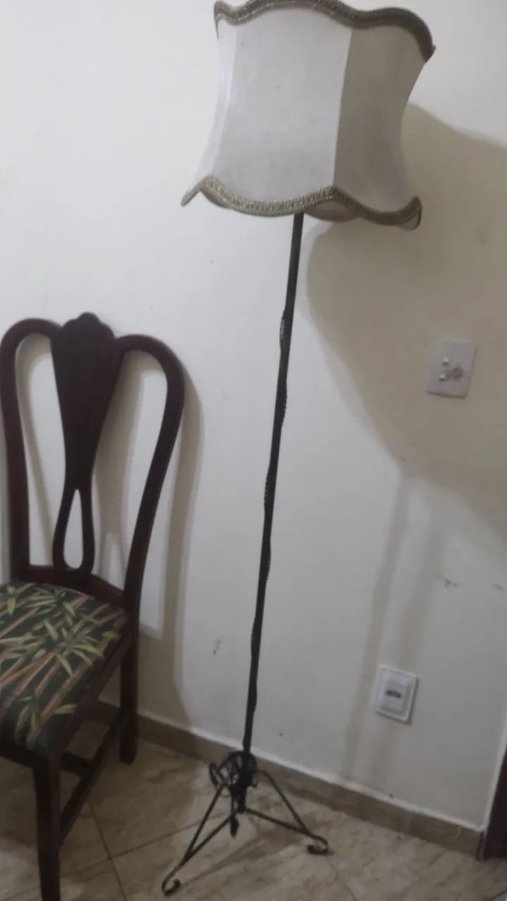 Abajur de pé 