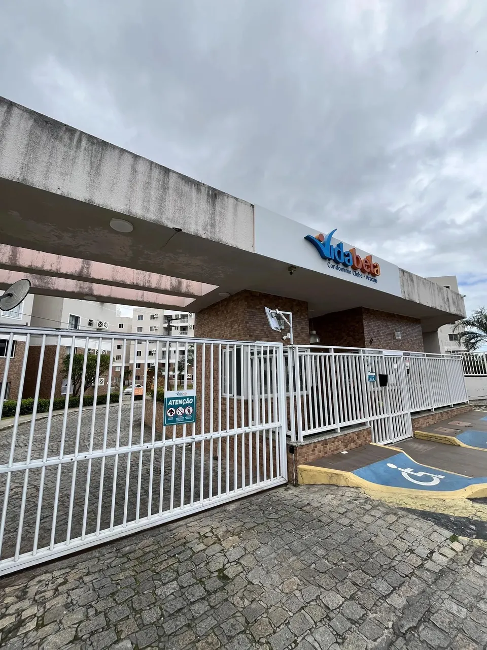 Apartamento para alugar no Condomínio Residencial Vida Bela , bairro Aeroporto