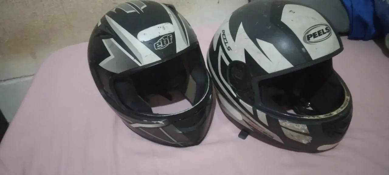 Capacete Peels e EBF