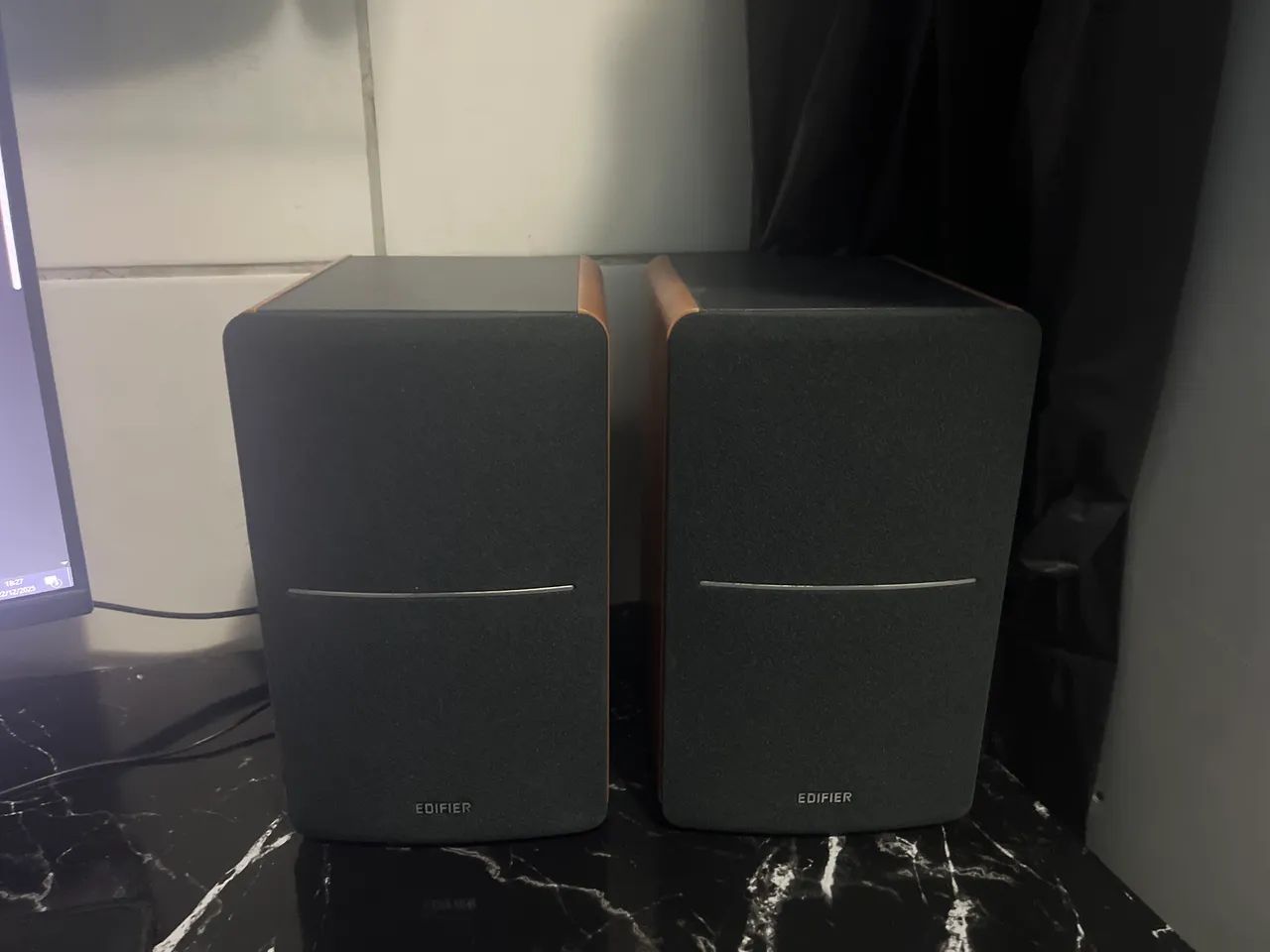 Edifier R1280TS Semi-Novas