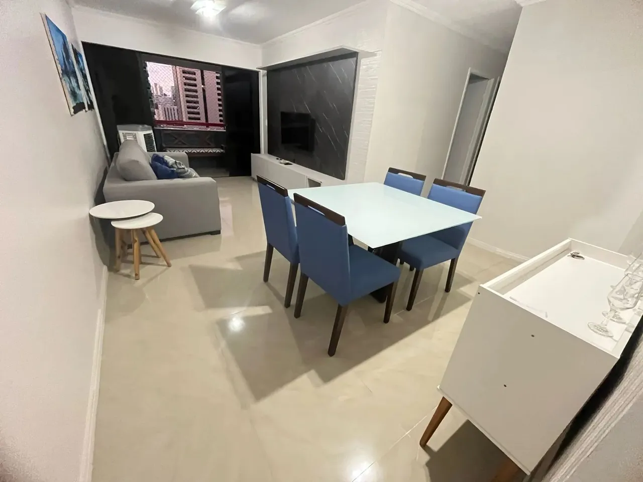APARTAMENTO MOBILIADO - PRÓXIMO À PRAIA PORTEIRA FEHADA