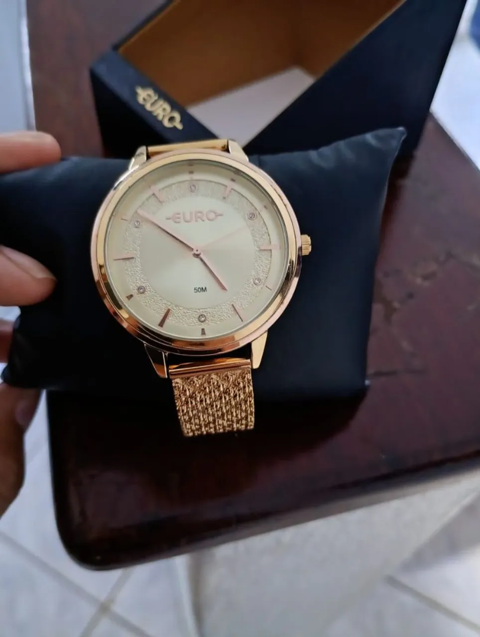 Relógio Euro Dourado Feminino Elegante