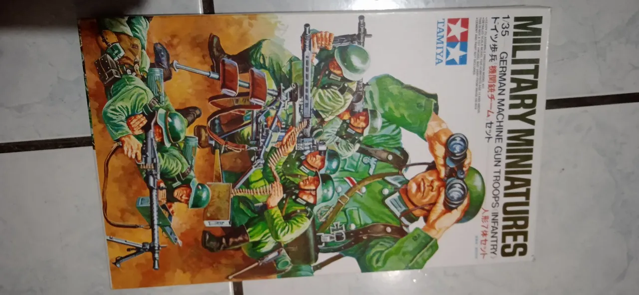 Tamiya - Infantaria Alemã com Metralhadora - 1/35