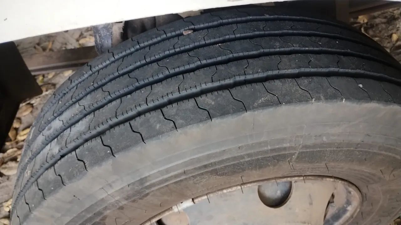 Vendo Caminhão iveco vertis 90V18   - Foto 4