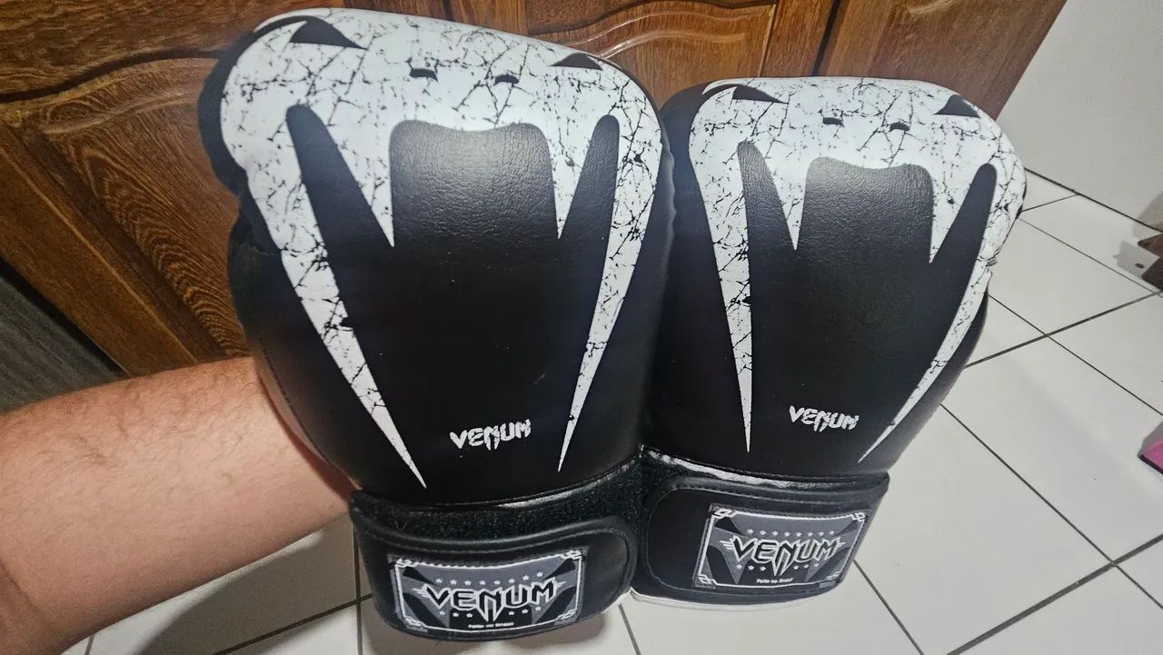 Kit Muay Thai Venum novo completo 