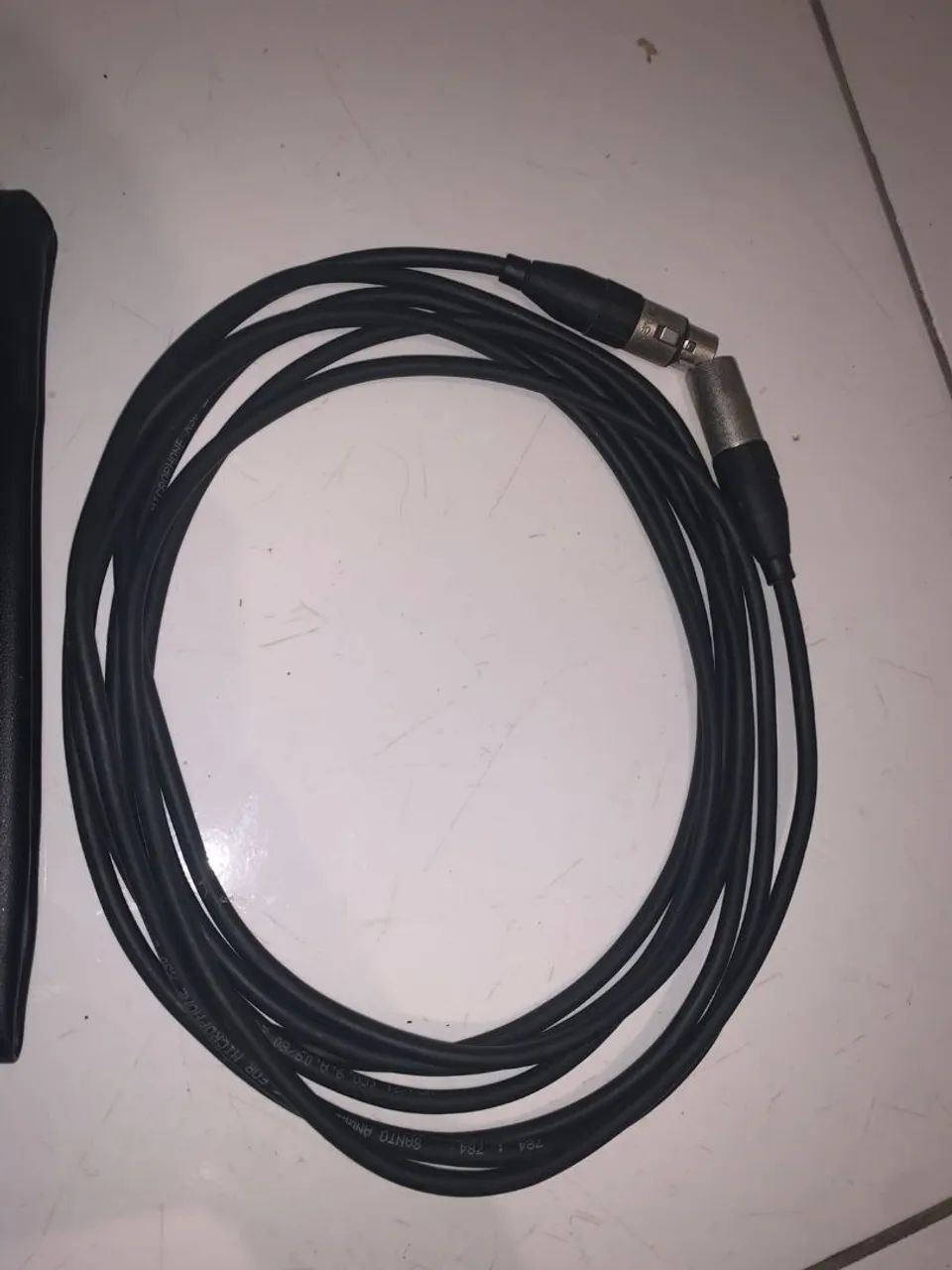 Microfone Shure SM48 + Cabo Santo Ângelo (usado) - Foto 6