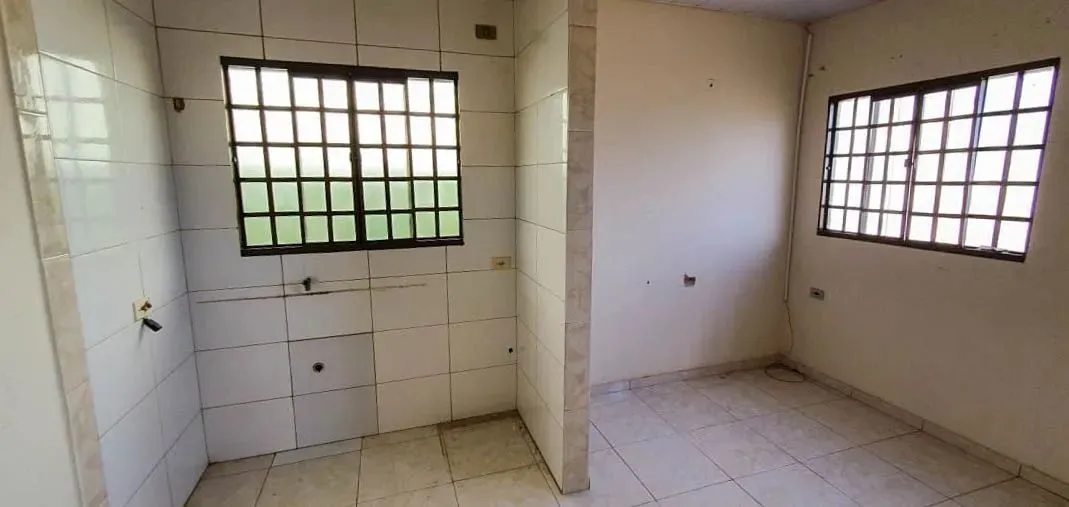 Casa com 1 quarto para alugar, 50 m² por R$ 800/mês - Jardim Alto do Cafezal - Zona Sul de