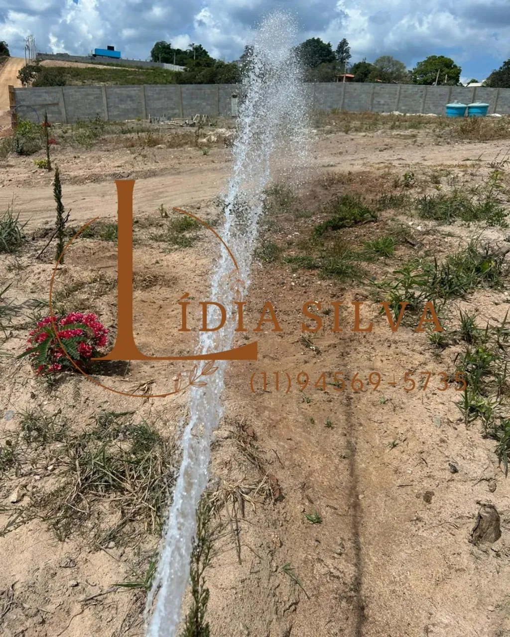 Terrenos em Condomínio fechado , infraestrutura a todo vapor !