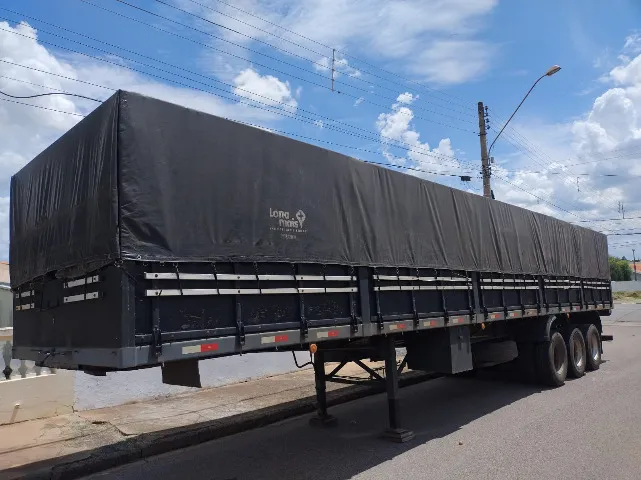 Carreta Graneleiro Randon 3 eixos ano 1999