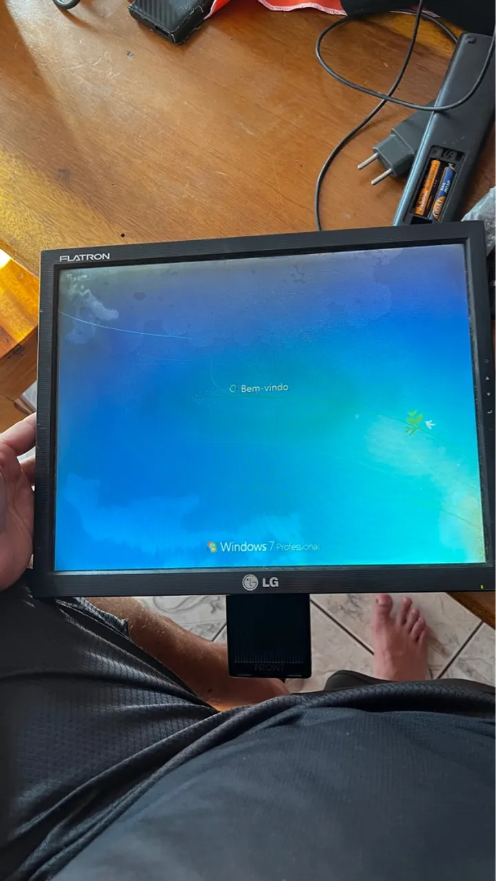 Monitor LCD LG flatron 15?