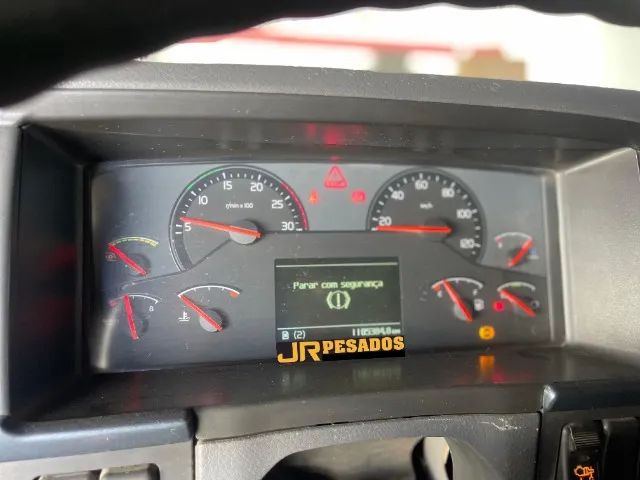 volvo fh 460 6x2 trucado automático completo repasse - Foto 11