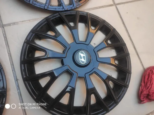 Calota esportiva 4 furos aro 14