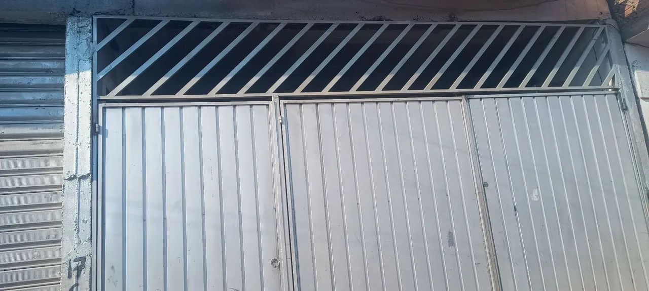 Portão de ferro 3,70m com porta social  - Foto 3