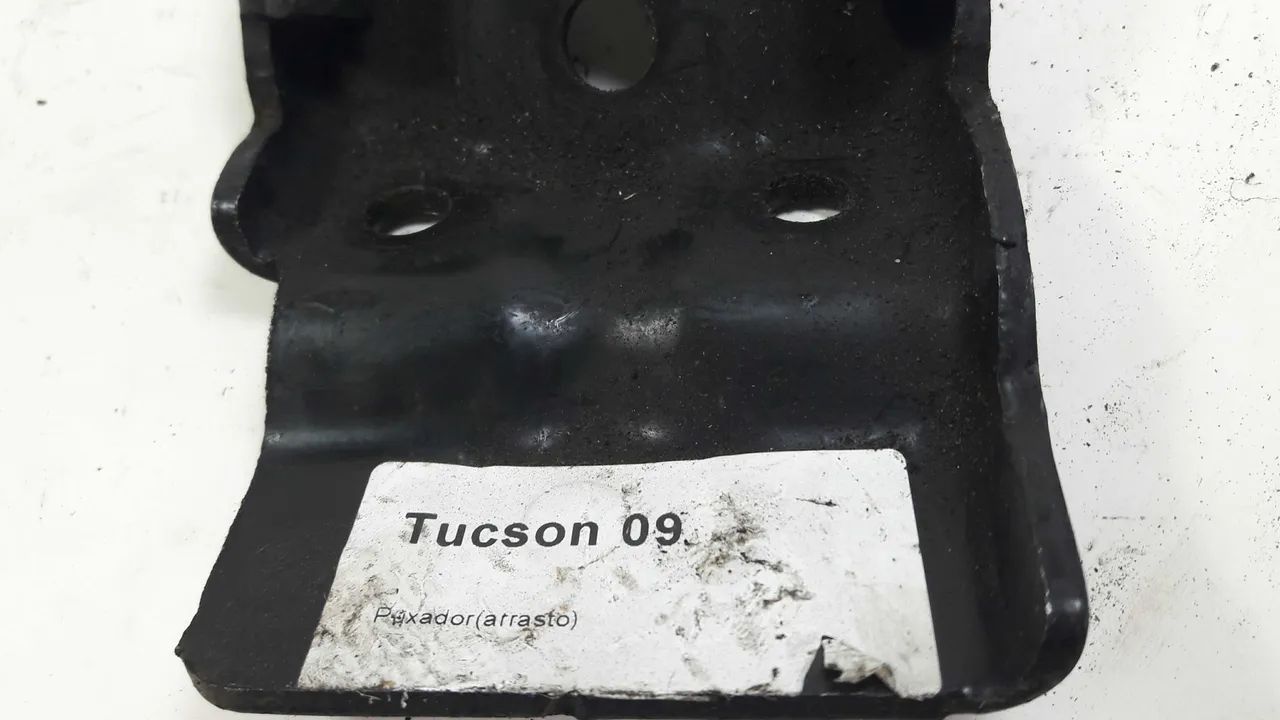 Puxador De Arrasto Hyundai Tucson 2011  Gancho Reboque - Foto 3