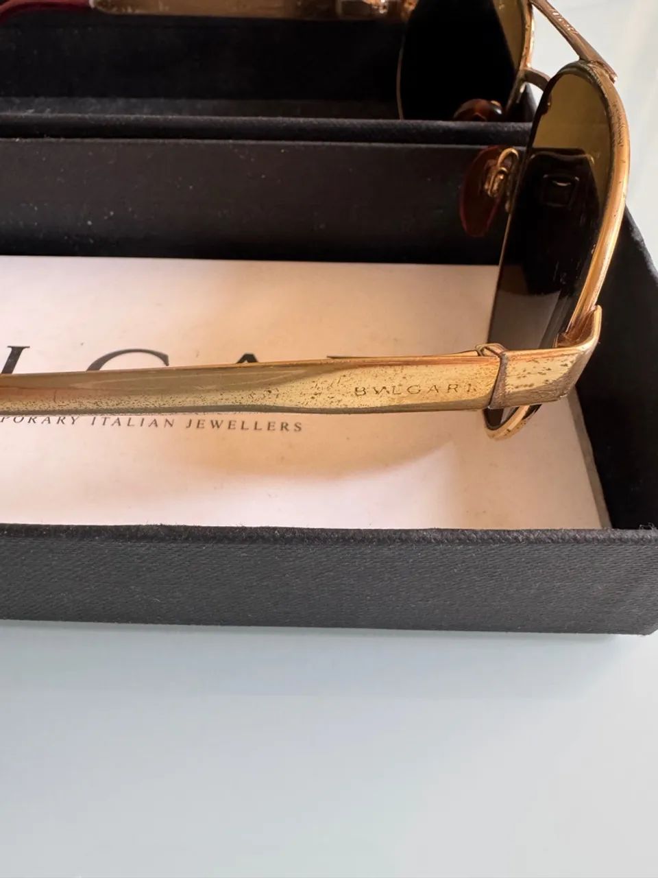 Óculos de Sol Bvlgari - Elegância e Sofisticação - Foto 2