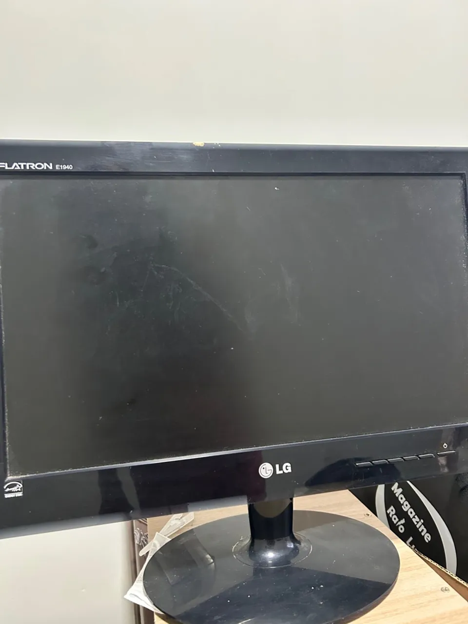 Vendo monitor LG