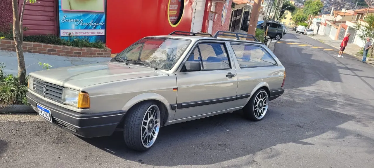 Vendo Parati gl 89 placa preta suspensão e rodas no doc