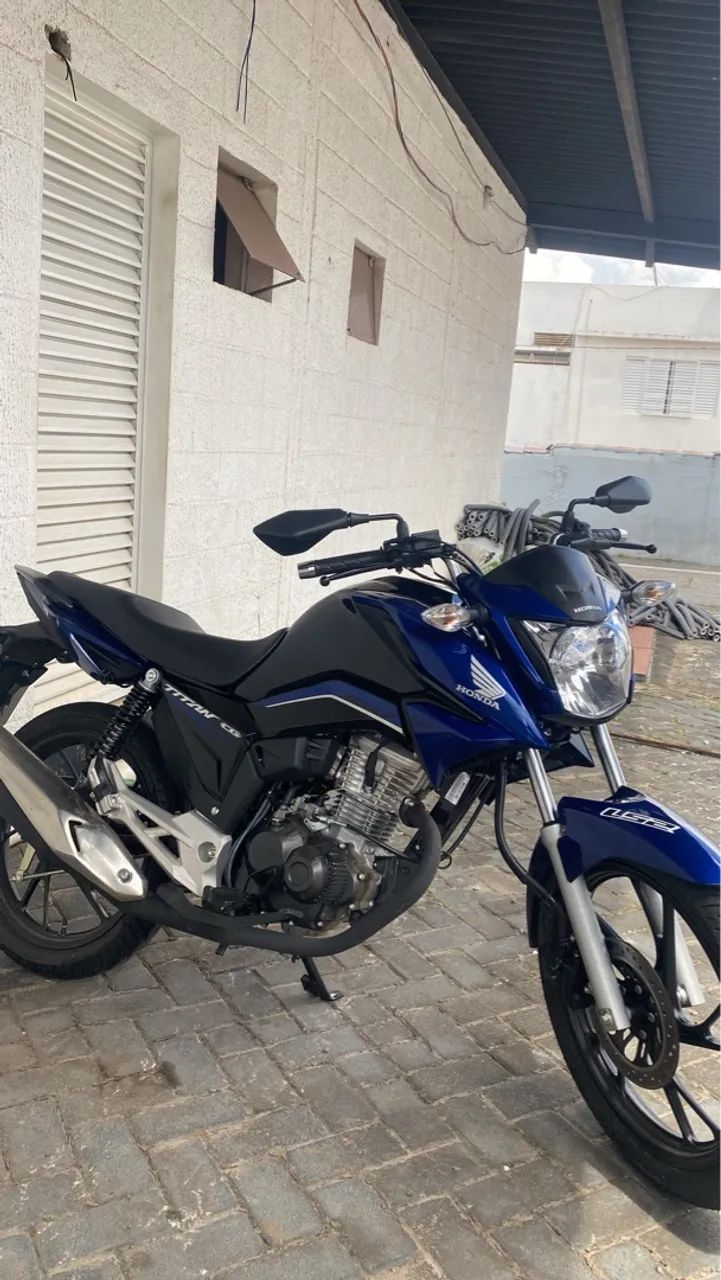 Vendo titan 160 sem nenhum detalhe