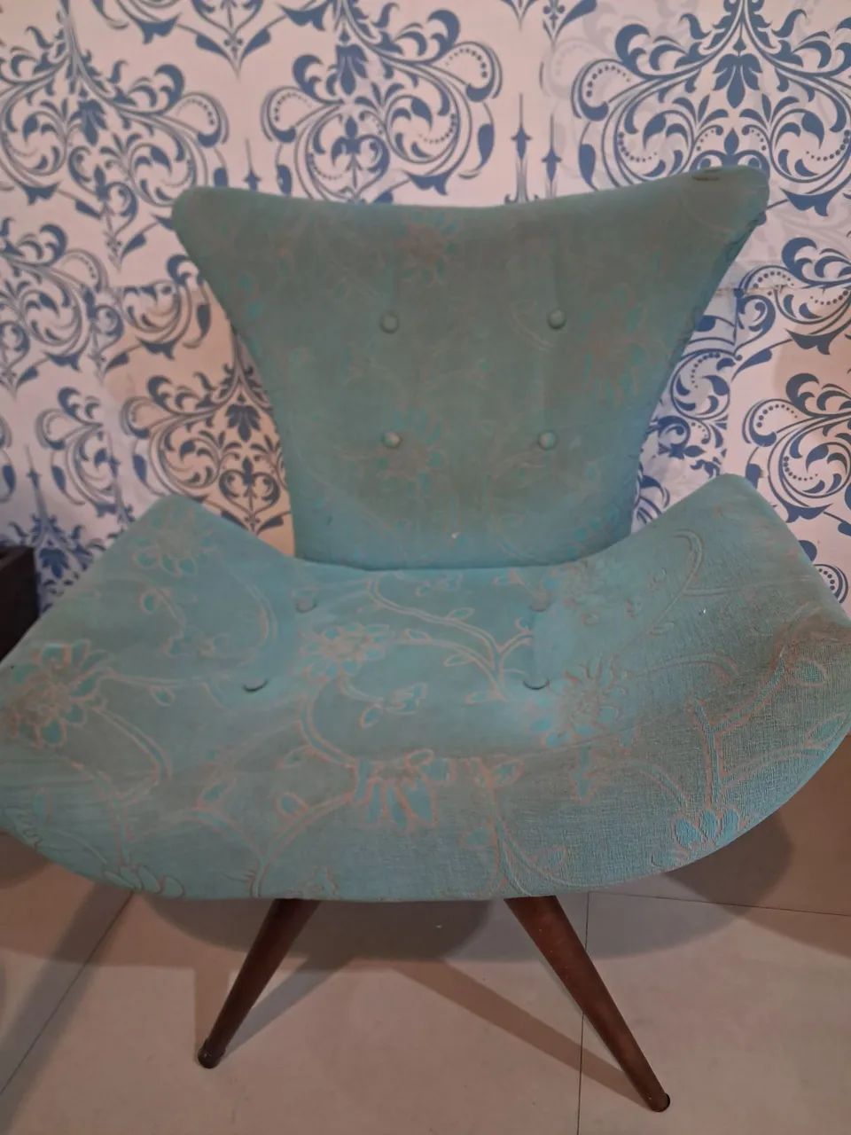 Poltrona vintage em estilo clássico