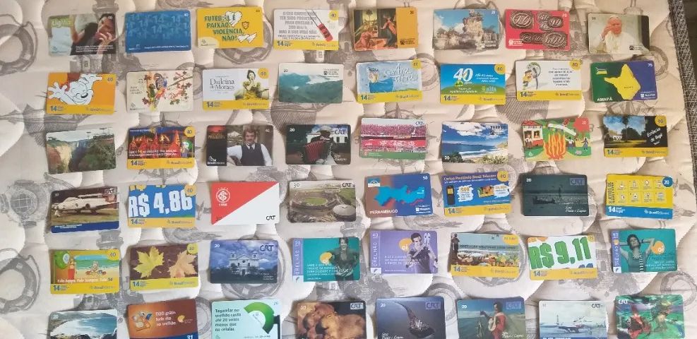 Coleção de aproximadamente 720 cartões telefônicos - Foto 4