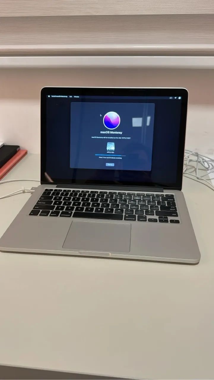 Vendo MacBook PRO i5 / 512 GB  - Foto 2
