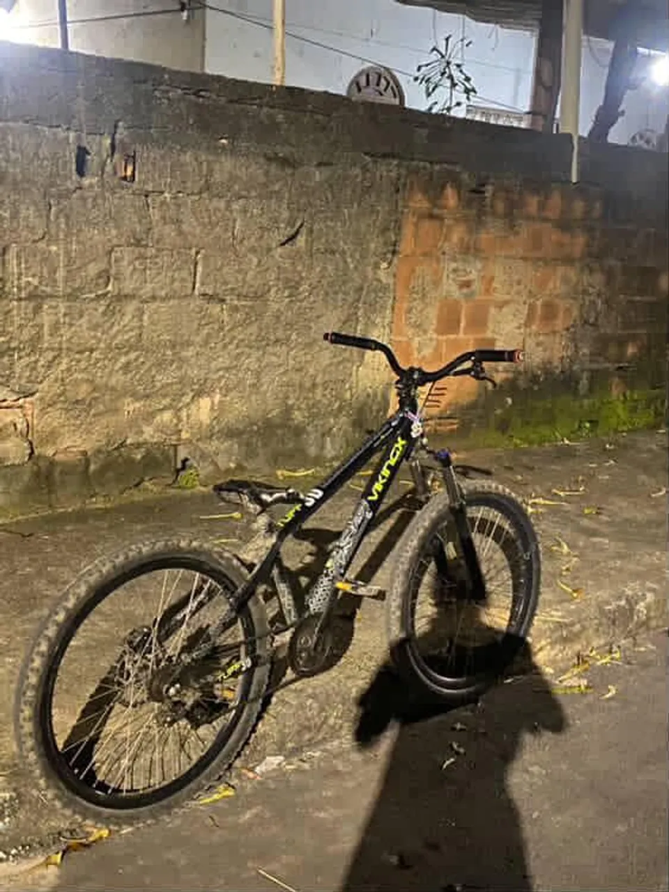 Bicicleta Aro 26 Vikingx Tuff 3D