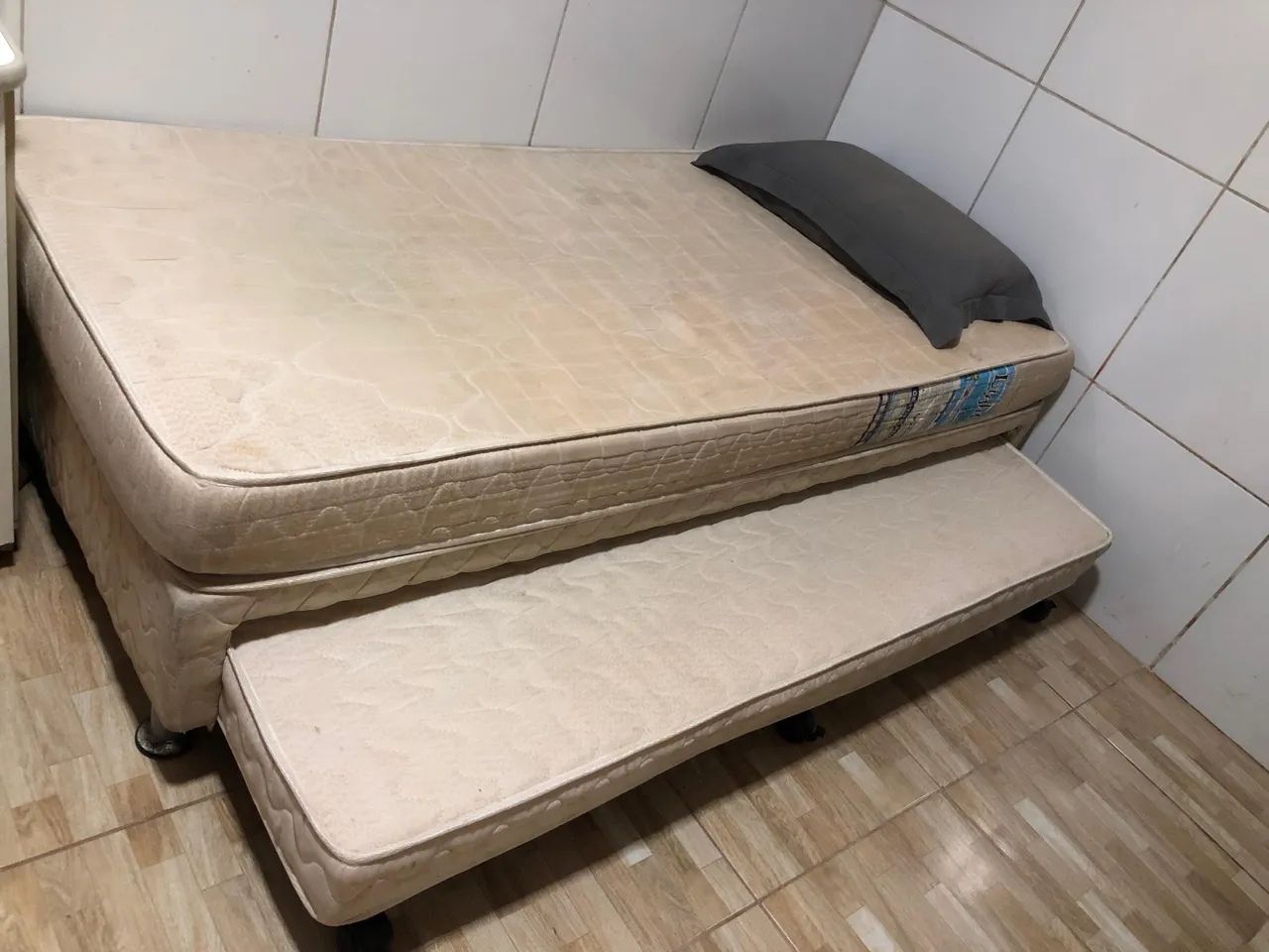 Cama box de solteiro + colchão + bicama auxiliar ORTOBOM - Foto 4