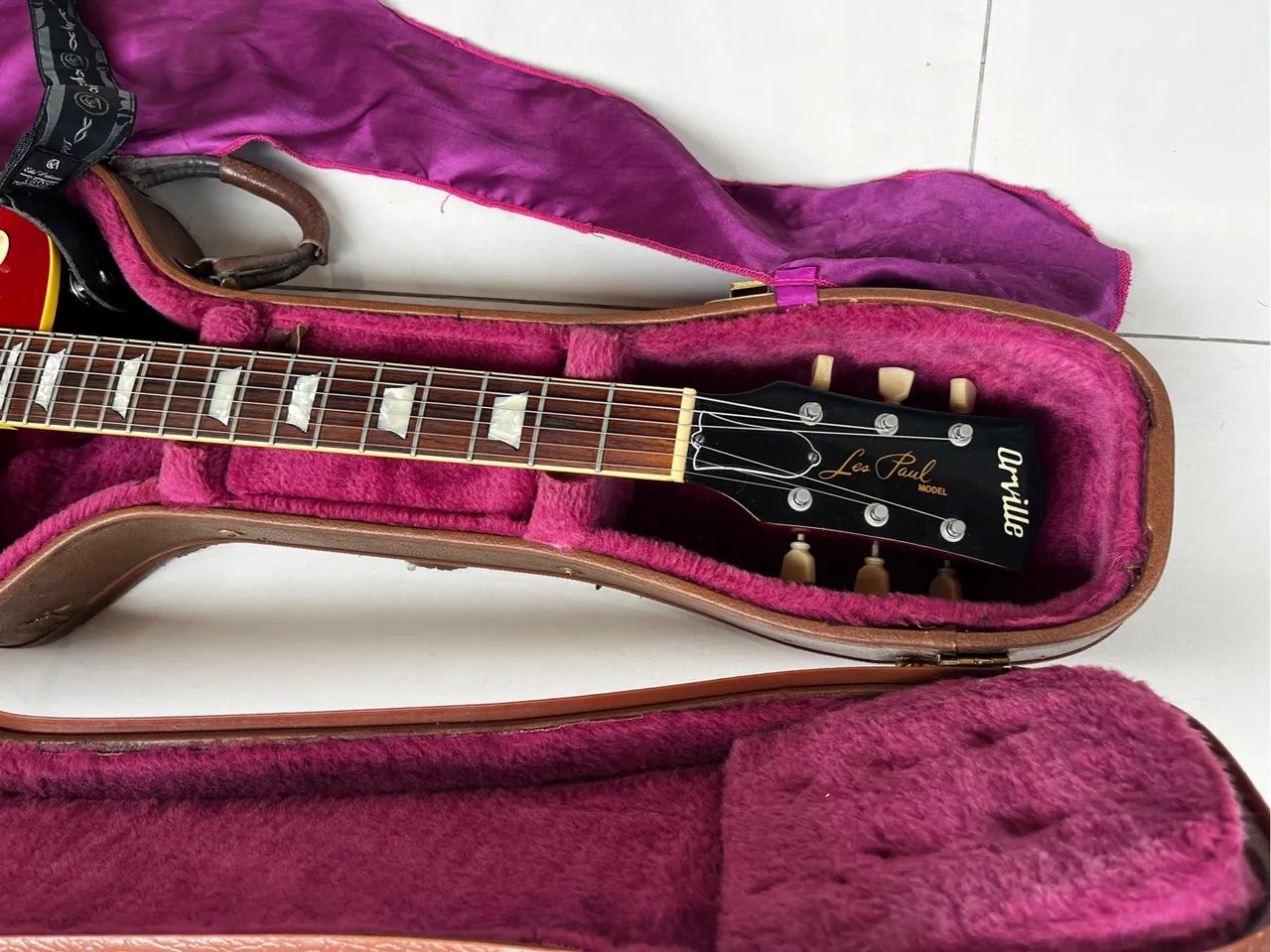 Guitarra Led Paul Orville (Gibson) - Instrumentos musicais - Casa