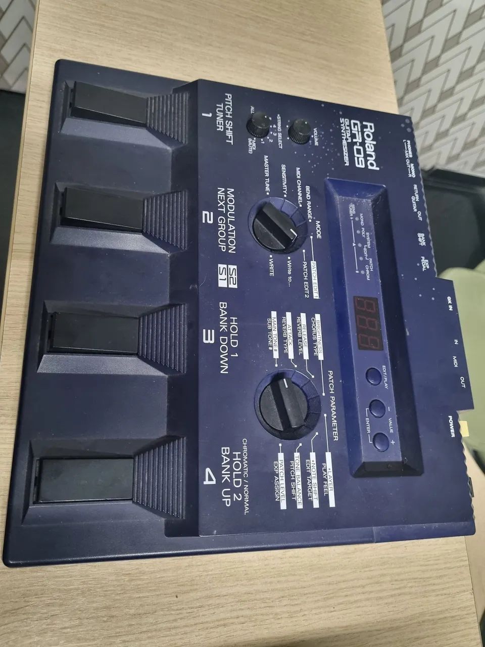 Pedaleira Roland GR-09