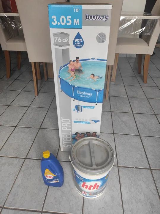 Piscina Estrutural Bestway de 4.678 litros 