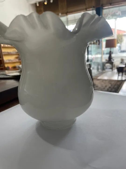 TULIPA FLOR ANTIGA  GROSSA OPALINA LEITOSA PARA LUSTRE ABAJUR - Foto 4