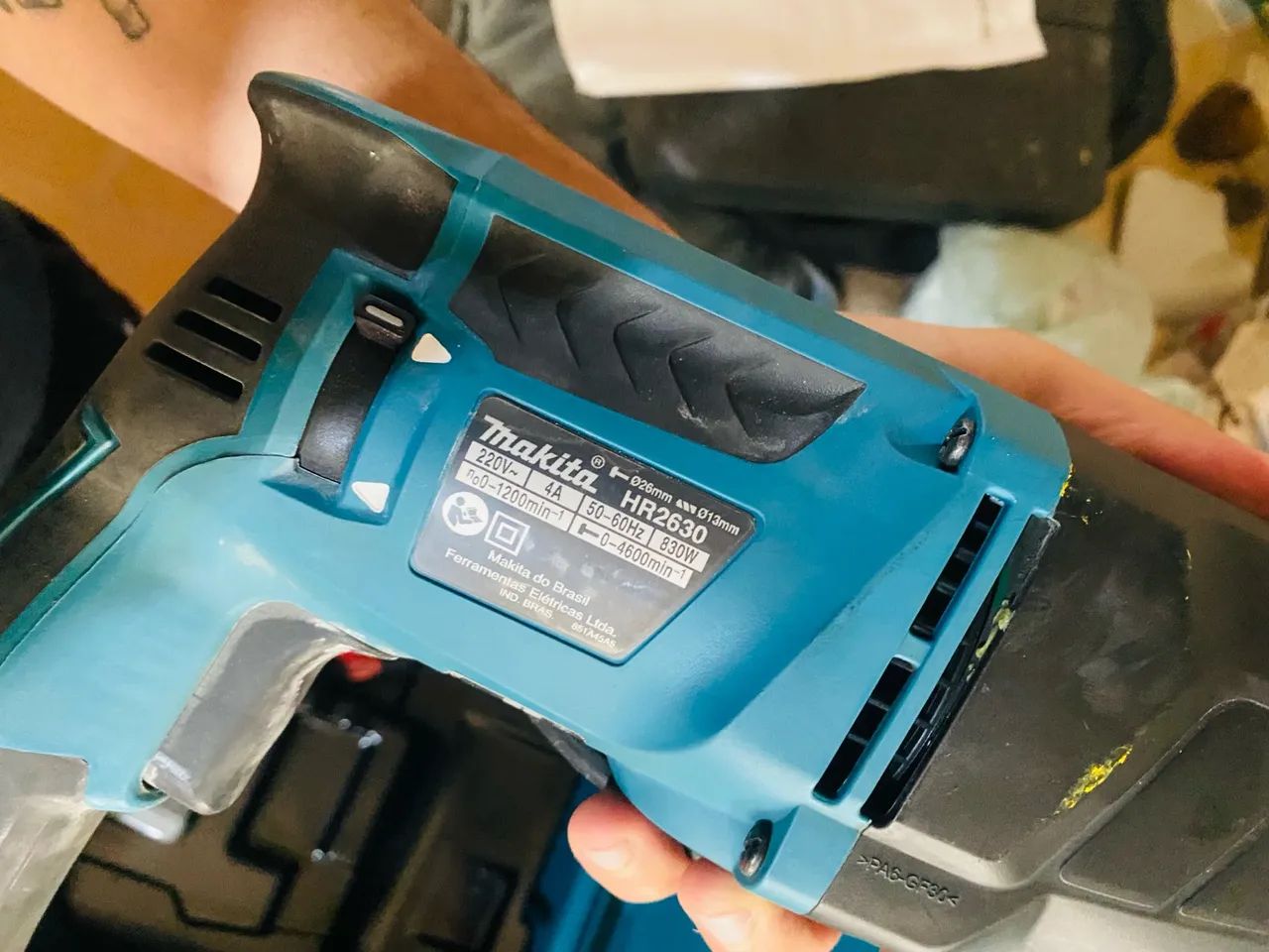 Martelete combinado makita semi novo 