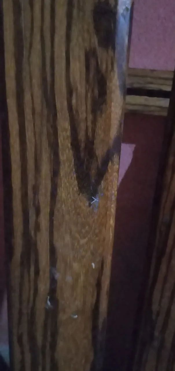 Cama de madeira maciça com cabeceira e pé - Foto 4